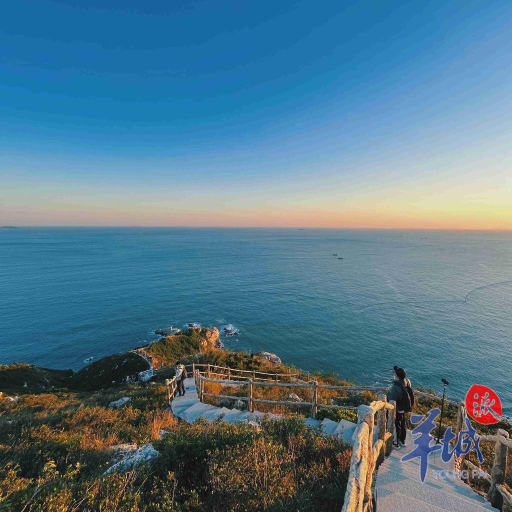 【视频 图集】深圳:云霄瞰大鹏新区美景 解锁"南澳游"新视角