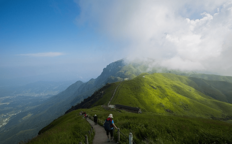 遇见武功山,徒步中国史诗级路线,绝望坡见证更赞的自己中国梦登山队五