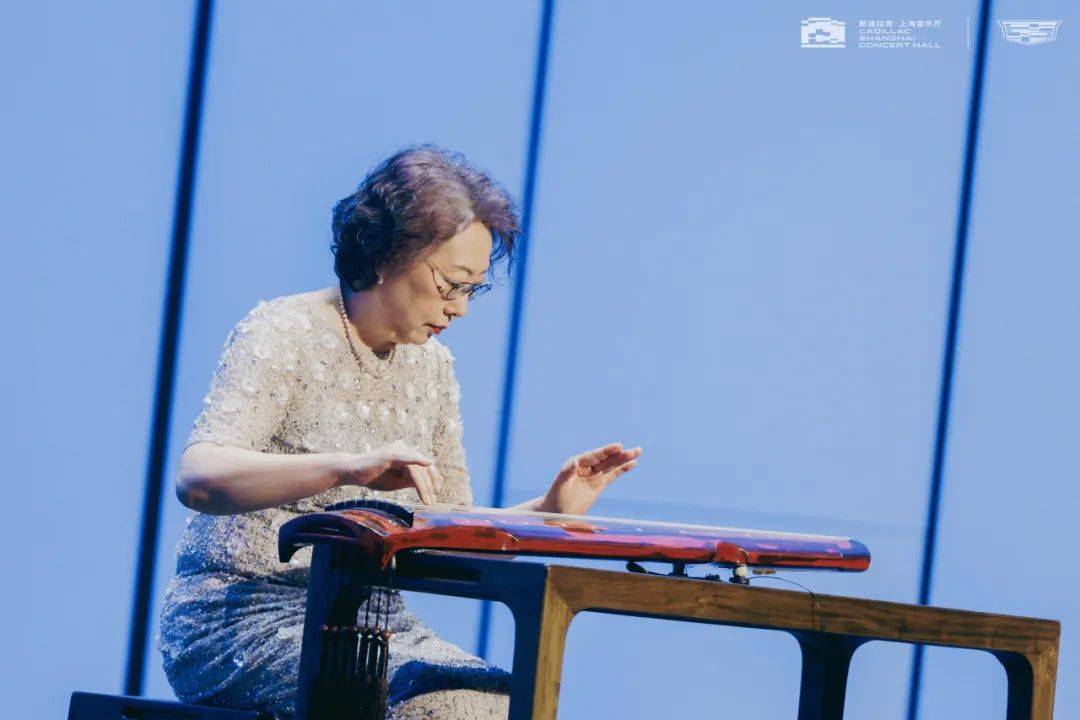 现场明月清风千年古韵戴晓莲演绎古琴的传统与现代