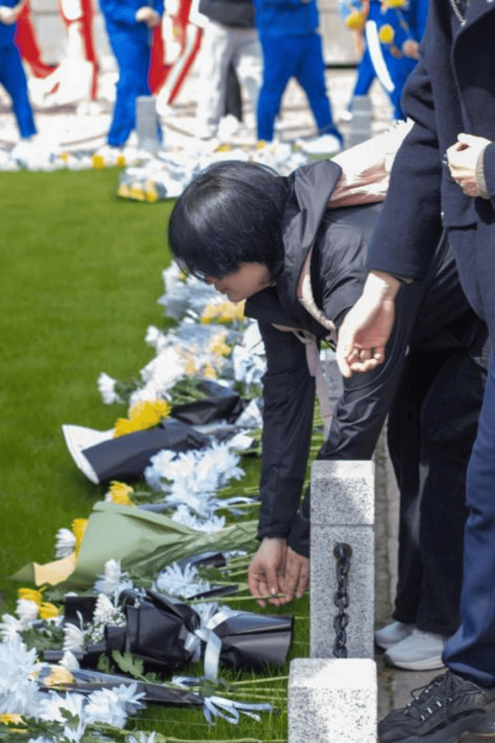 清明祭我校各级团学组织深入开展铭记历史缅怀先烈主题教育活动