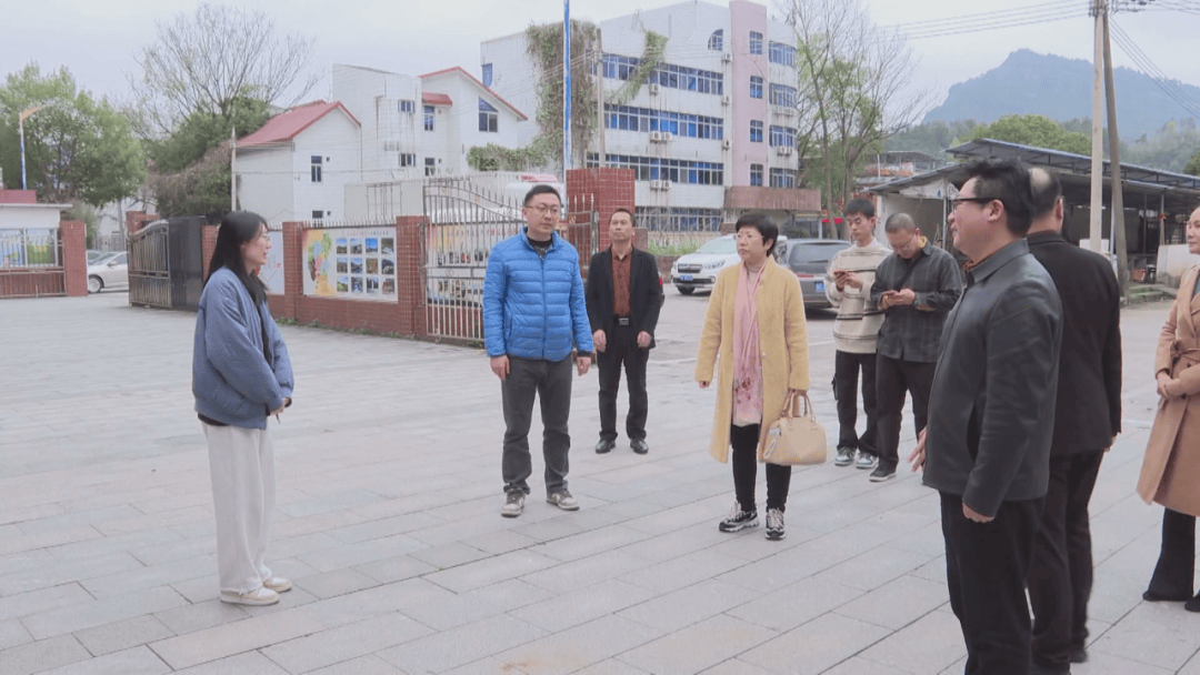 双百行动结对共建校地合作助推仁化高质量发展