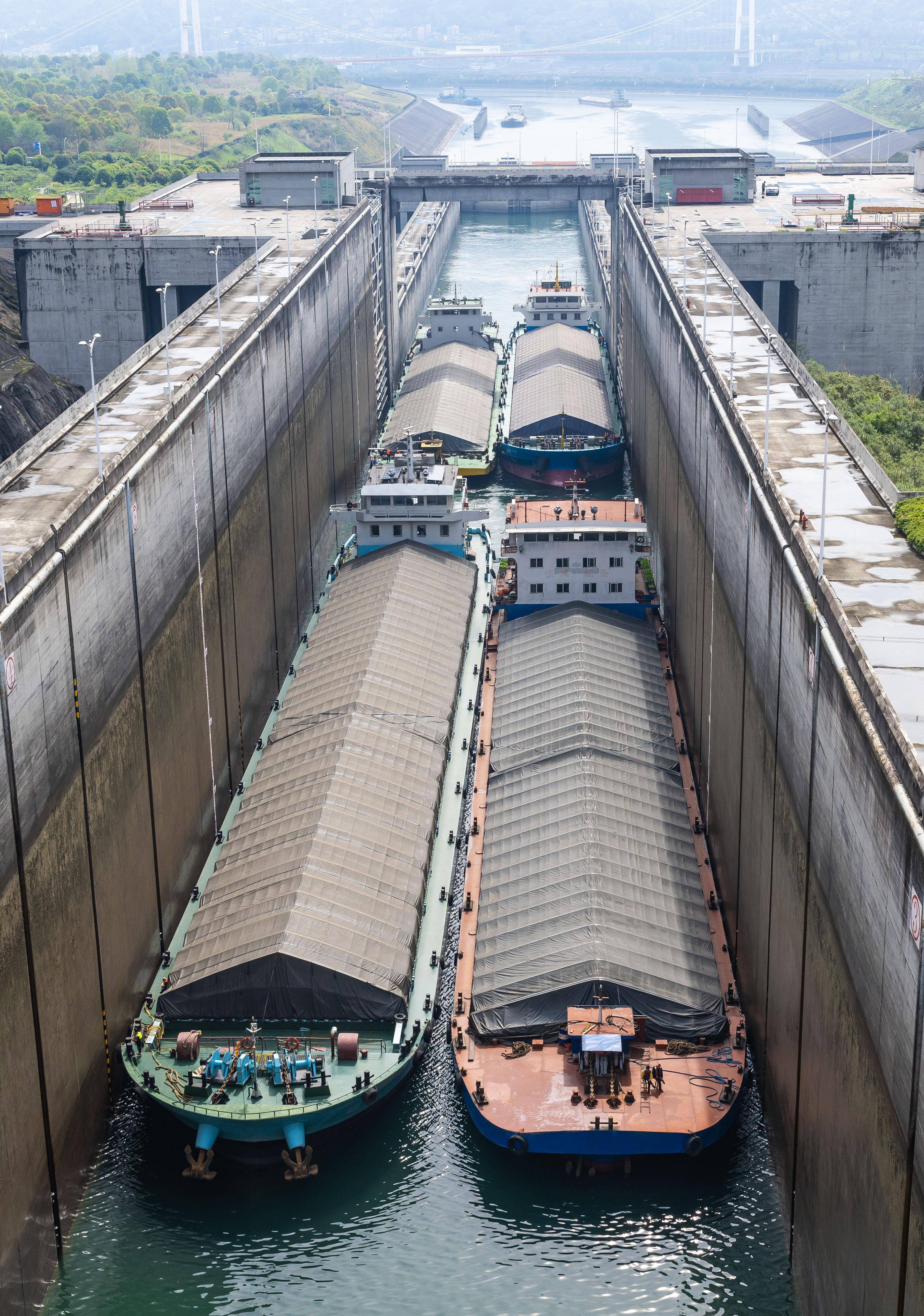 三峡北线船闸2024年计划性检修结束恢复通航