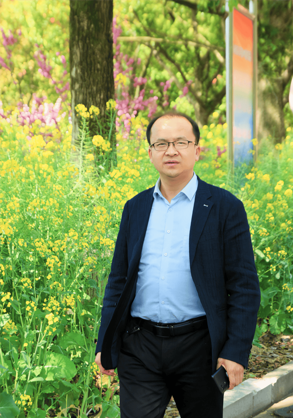 黎建华倾注三心育人路上步履不停优秀班主任风采