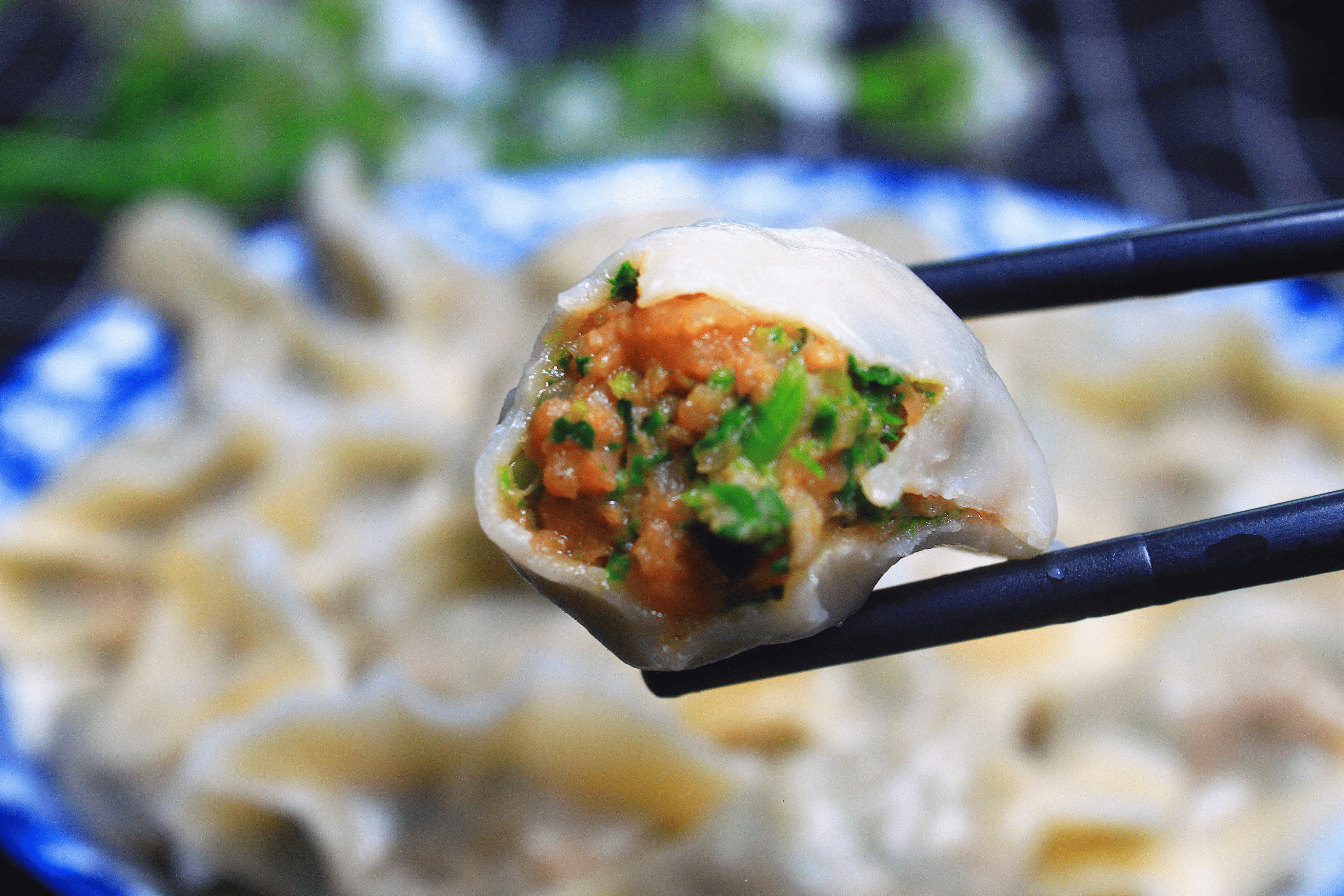 四月吃一鲜一年病不沾不是海虹也不是香椿2元一斤