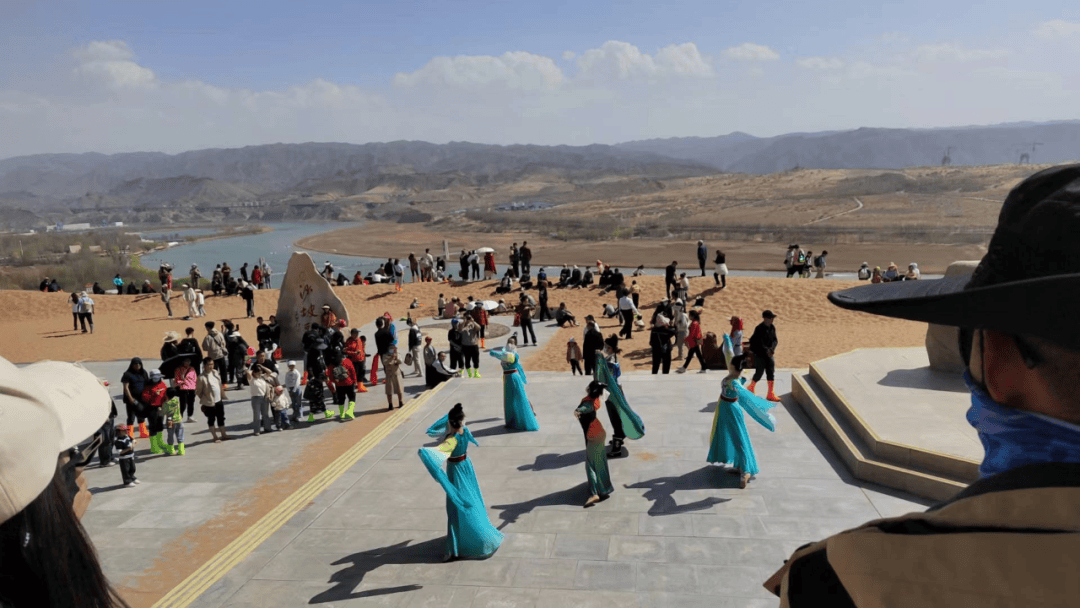 春意浓景色美人气足宁夏文旅市场迎来春暖花开宁夏清明小长假接待游客