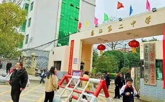 恩江二中恩江小学,恩江二小,恩江三小,六一学校,实验学校城南学校