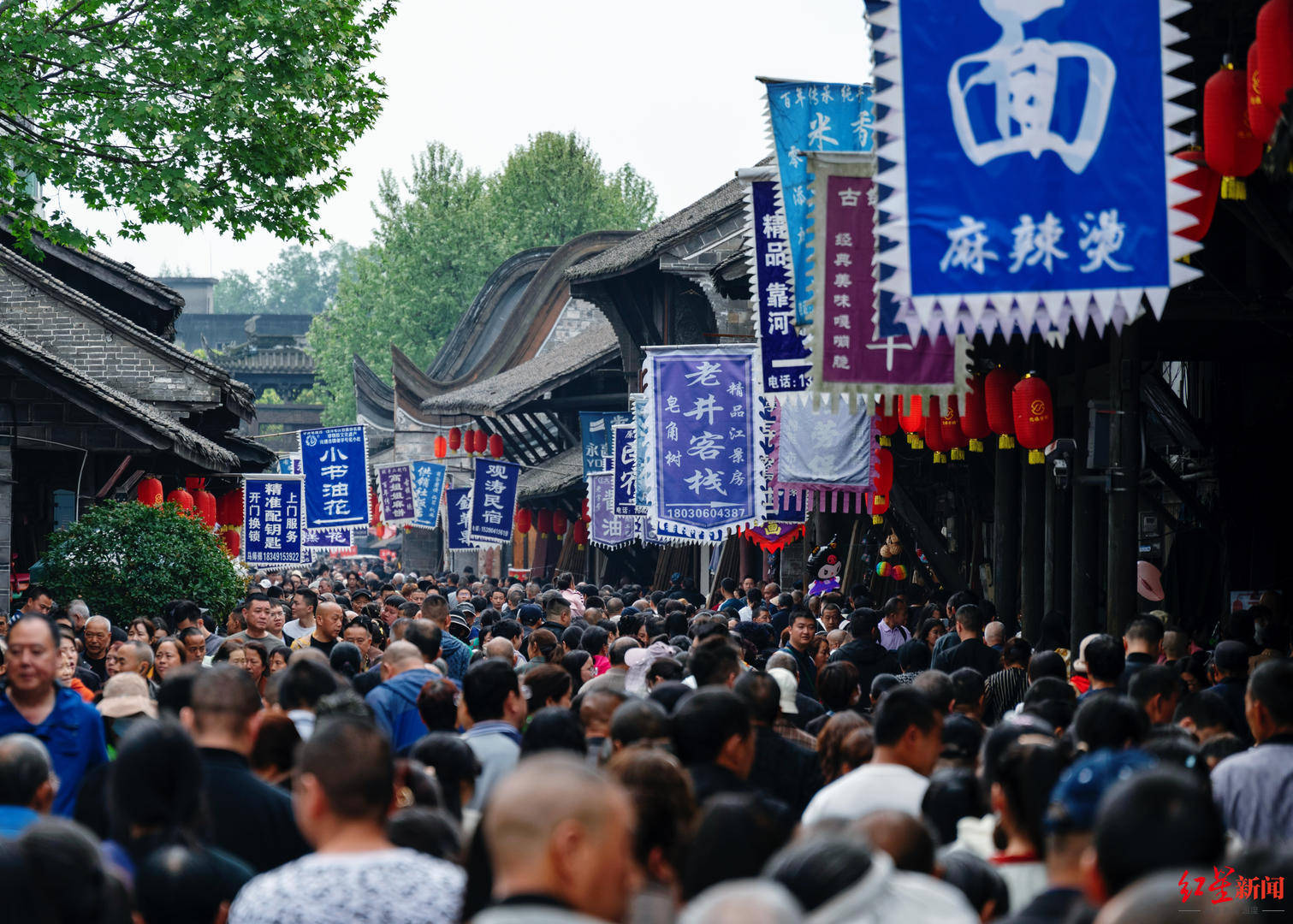 成都一周top1top2成都何以接住小长假流量