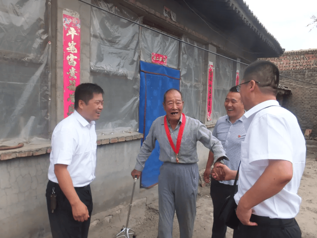 回顾想想当年我的命有多么长上