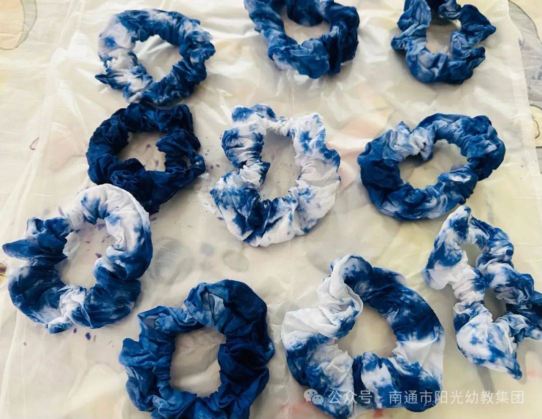 "染"一抹情怀——阳光城堡幼儿园扎染主题作品展_工艺_碰撞_班组
