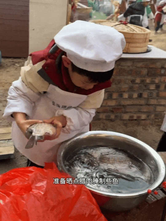 爆火的辛者库幼儿园报名排到后年终于明白好好的孩子为啥进了精神科