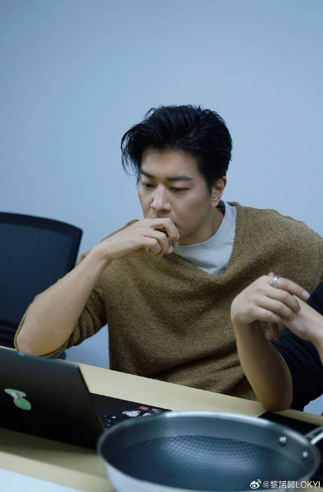 tvb小生黎诺懿儿子钢琴比赛夺冠,会多国语言兼具豪门气质_小春_李洁莹