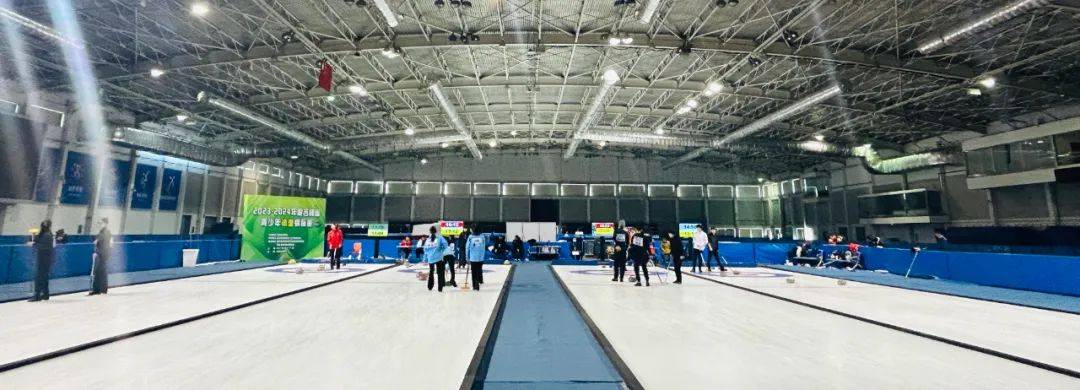 吉林省青少年冰壶锦标赛开战