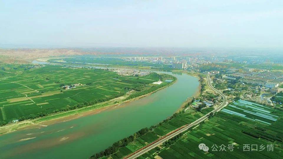 【西口关注】走遍千山万水 诗和远方是我大美河曲_家乡_县城_风景