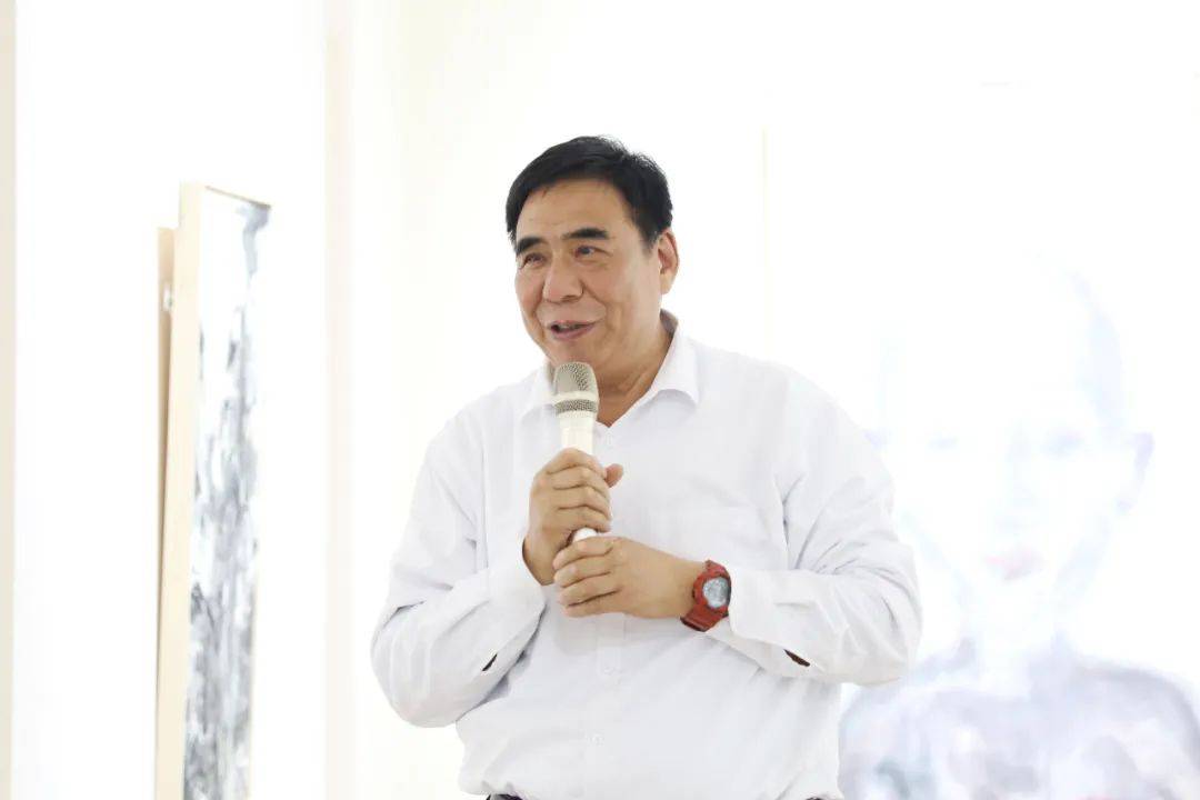 独成而意张昕水墨画展在北京开幕