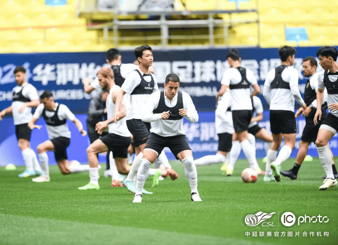 【比赛预告】蓉城红· 春龙抬首 | 成都蓉城主场对阵浙江俱乐部_古尔