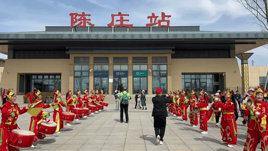 "春风来 梨花开"2024 蒲城第七届梨花文化旅游节系列活动收官_西安_中