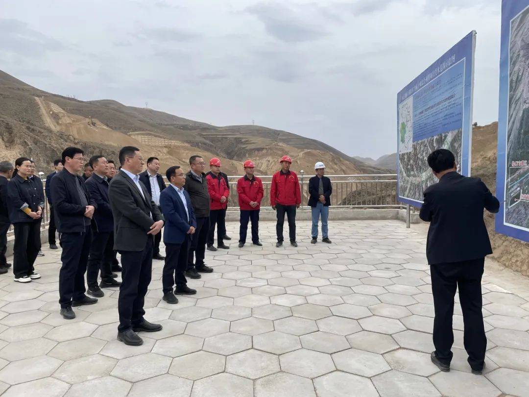 村车山塬育肥场,环县刘园子煤矿矿井疏干水综合利用项目进行现场观摩