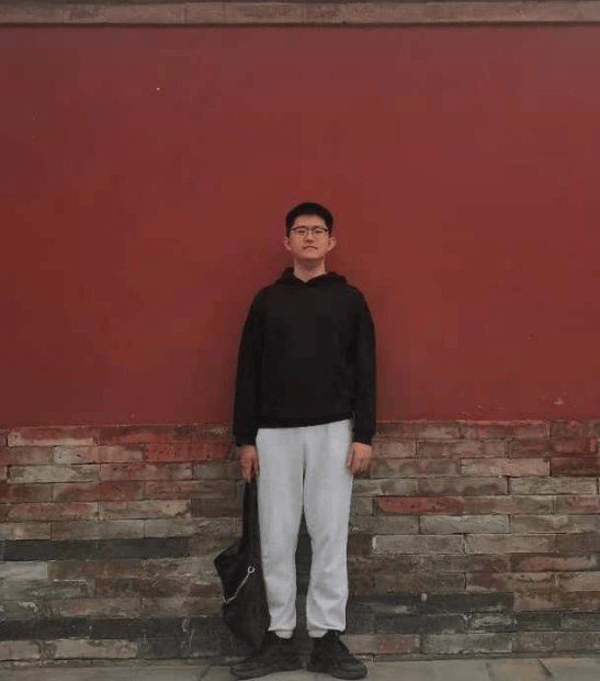 副部长获奖:全国大学生数学竞赛二等奖等happy new year谢冰冰绩点:3