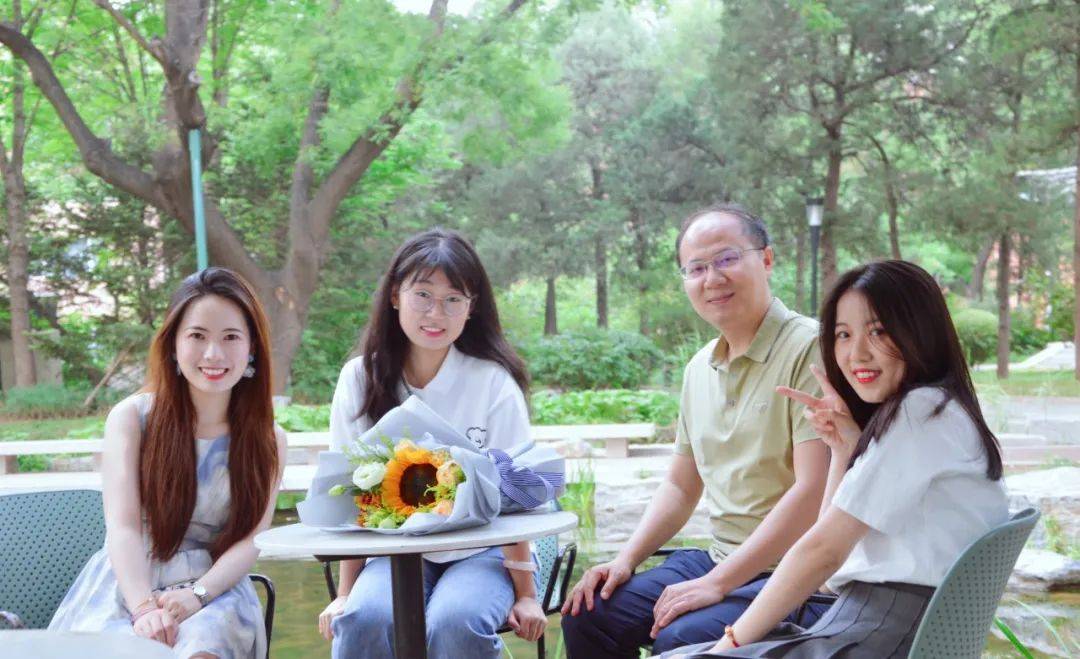 赵  晶园林学院教授,博士生导师教学理念:人人都是人才,人人都能成才.