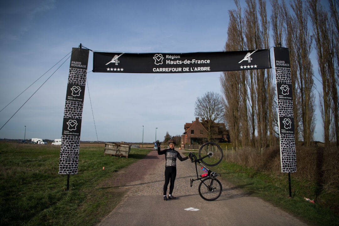中国首人唐欣压哨完成女子巴黎鲁贝创历史