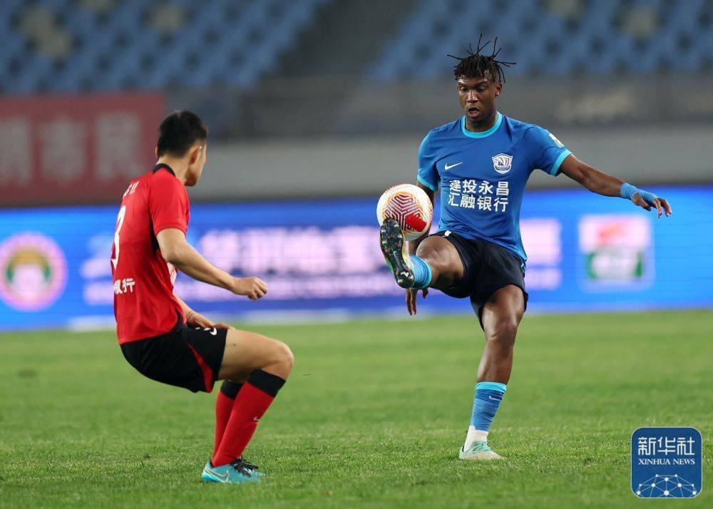 足球丨中超沧州雄狮胜长春亚泰