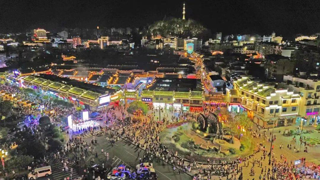 夜夜夜听说三明的夜景百万起步