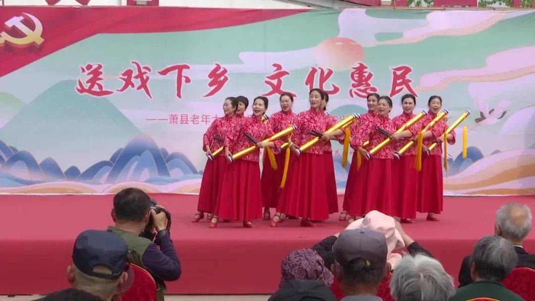 县老年大学艺术团走进杨楼镇新廷社区_演出_文化_萧县