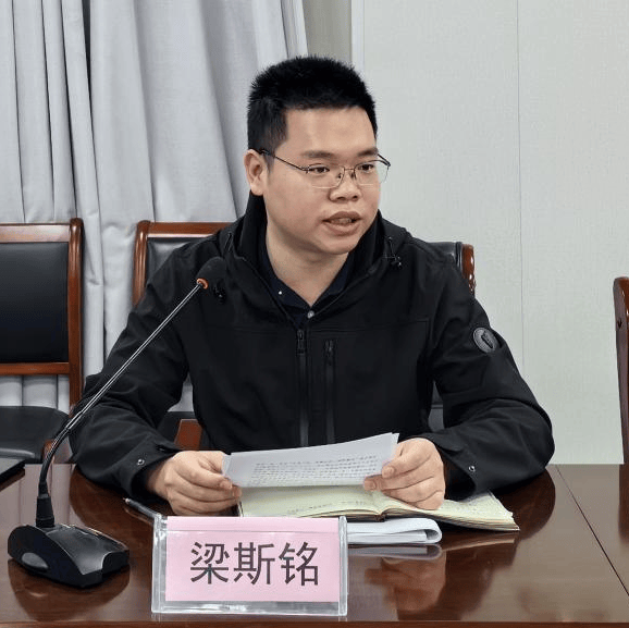 请你来协商民生议事堂市政协黄泽镇工作委围绕深化企业增值式服务推动