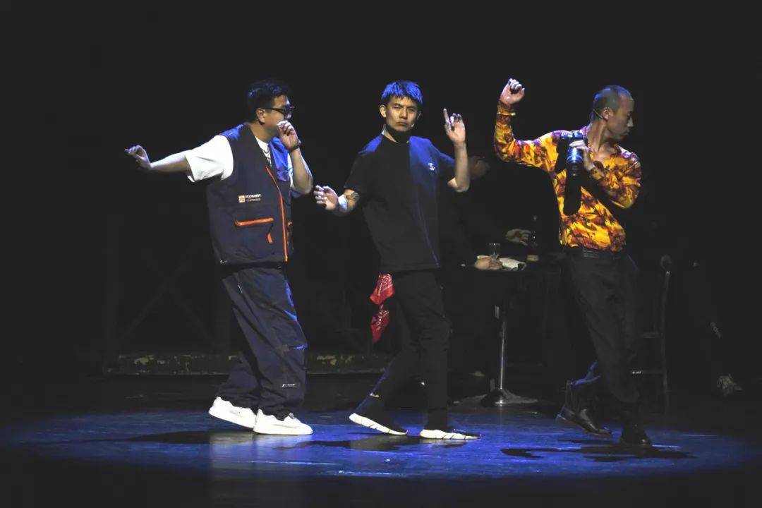 演出回顾热血监狱历险之旅开心麻花超燃舞台剧牢友记圆满落幕