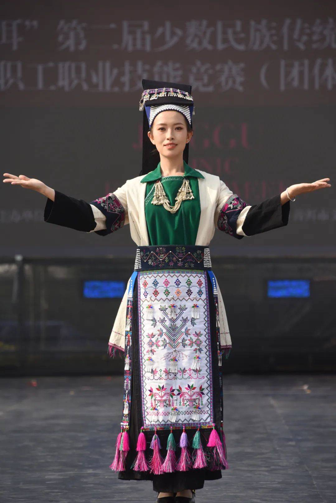 【千景之谷·花朝水悦】"创赢普洱"第二届少数民族传统服饰设计展演