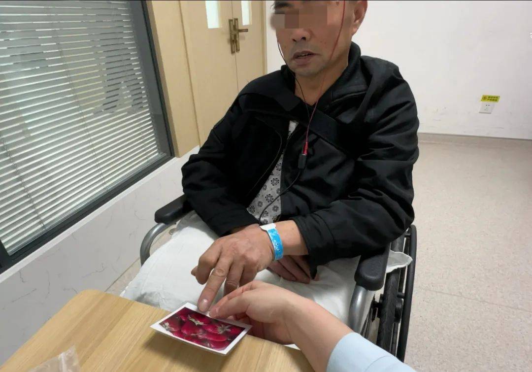 59岁男子脑出血后“失语” 2个月康复治疗助他重新说话