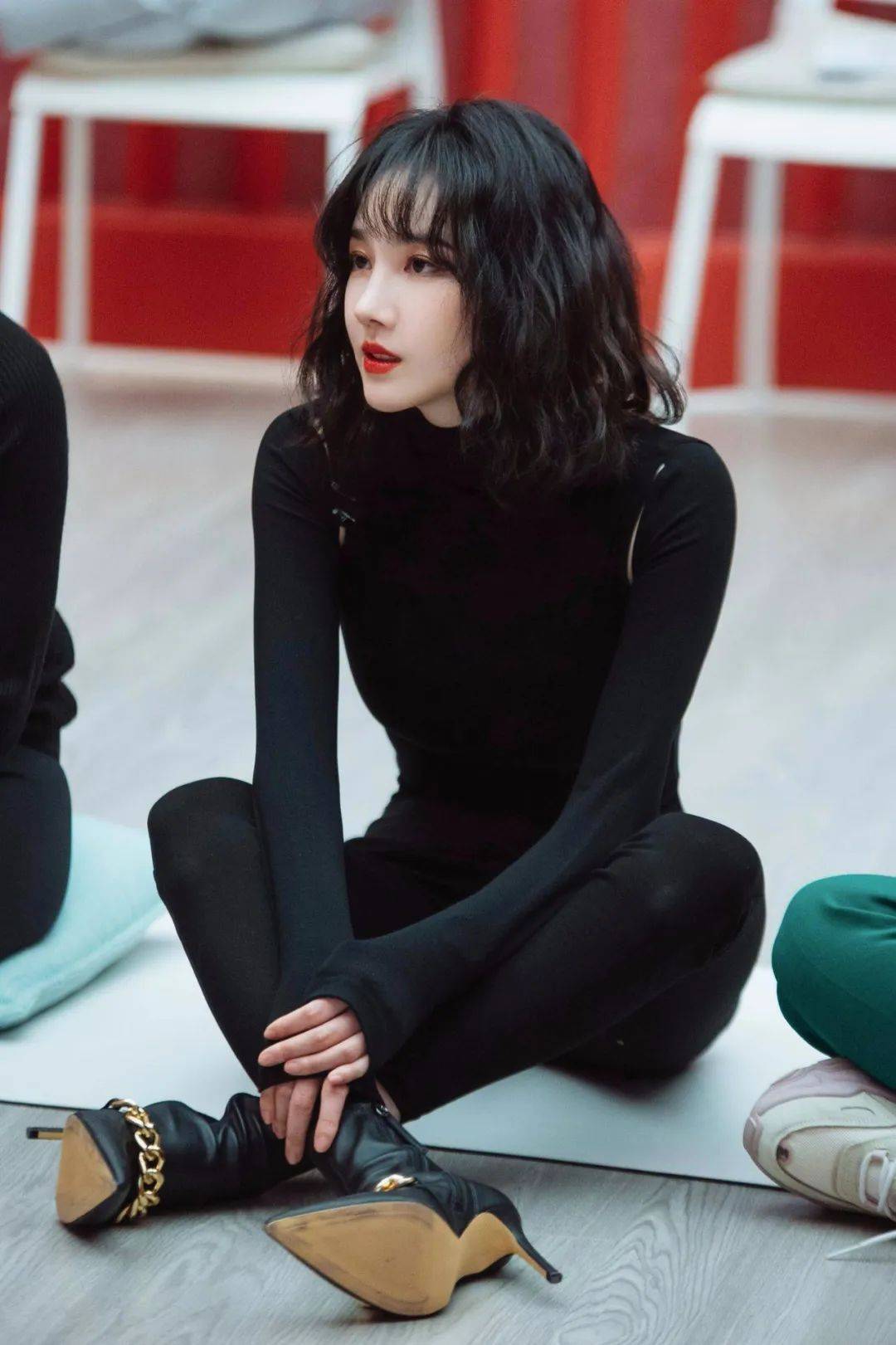 陈小纭迷人的不止胸!