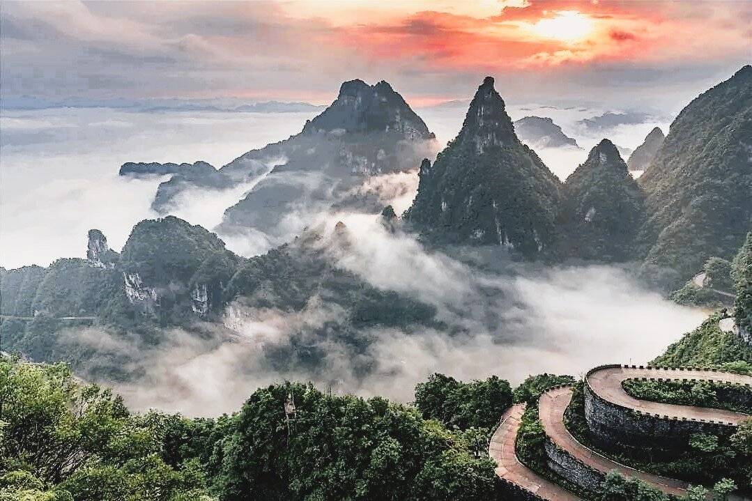 张家界市里旅游攻略图文出门游玩拒绝当冤大头