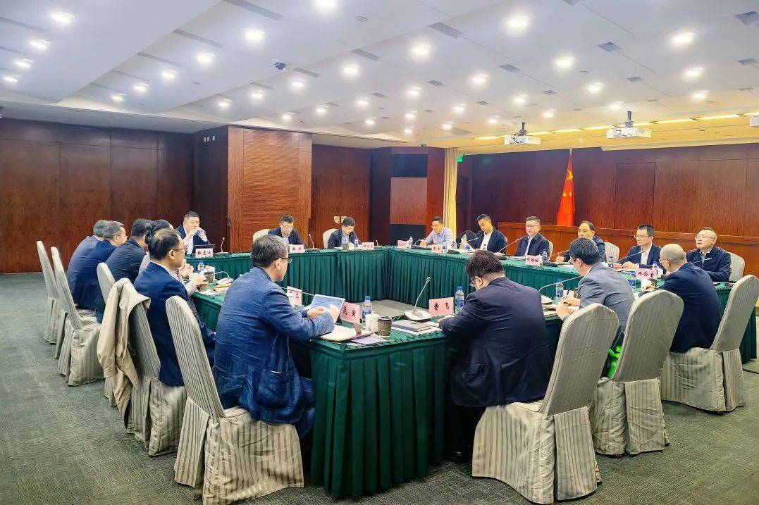 上海市国资委召开并购基金专题座谈会