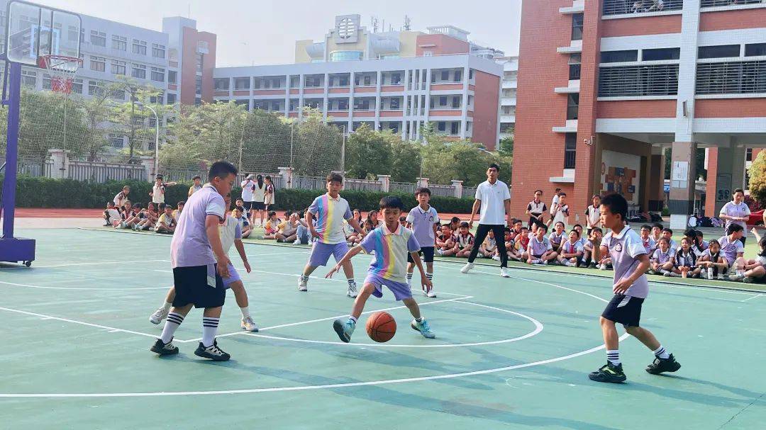 做雅健少年展活力金晖金晖小学举办第五届运动会