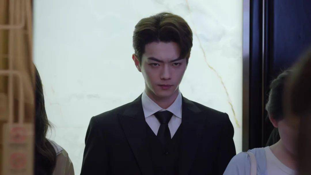 新片试毒杨紫许凯承欢记于和伟白宇帆城中之城金像奖获奖电影等