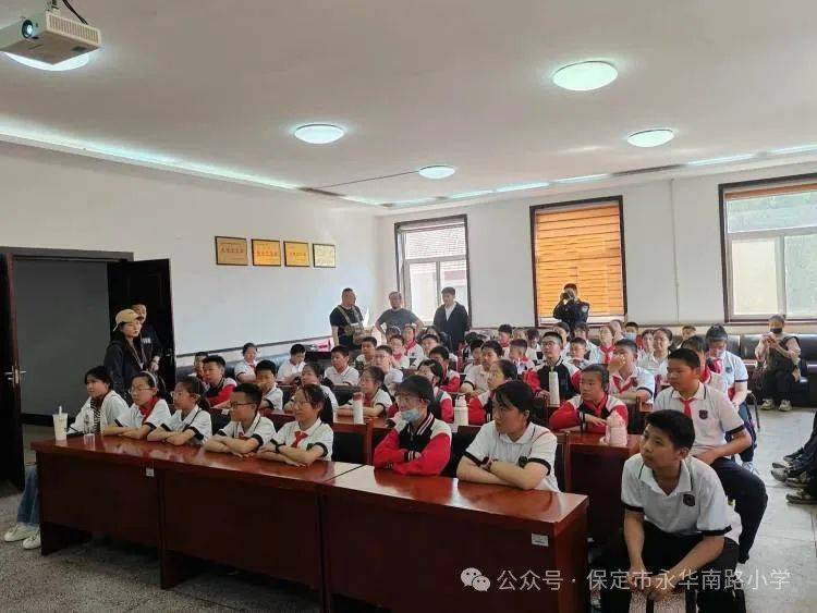 校园欺凌_杨警官_张警官