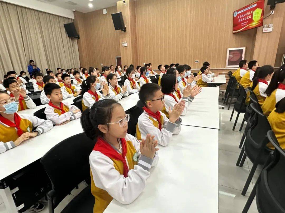文化执法进校园同筑法治校园丰台三小普法宣讲活动塈415国家安全教育