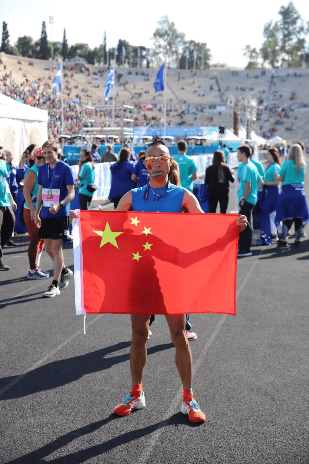 中国家庭马拉松赛创始人2014跑动中国十大领跑英雄马拉松一级运动员