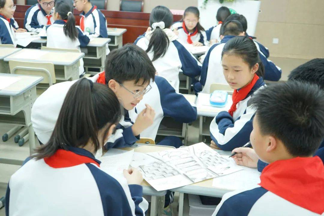 第3028期作者进课堂李森祥现身台阶跨学科课堂这样的跨界联动不看太亏