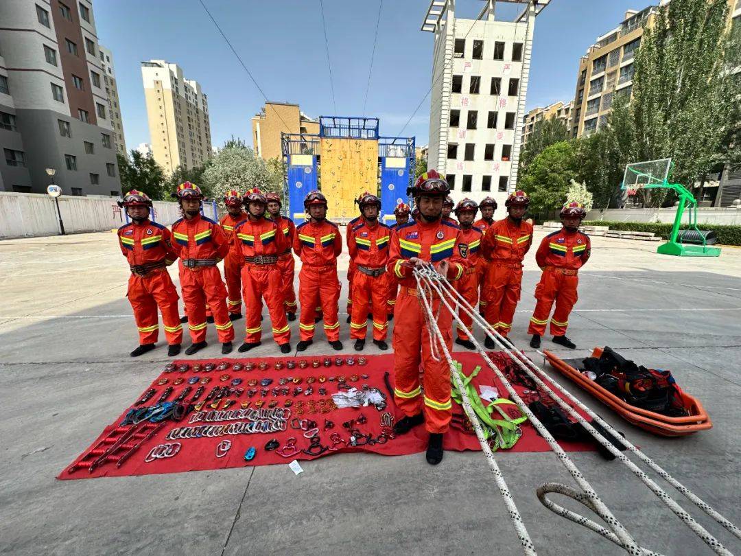 枕戈待旦银川市消防救援支队特勤大队二站全面做好地震救援准备