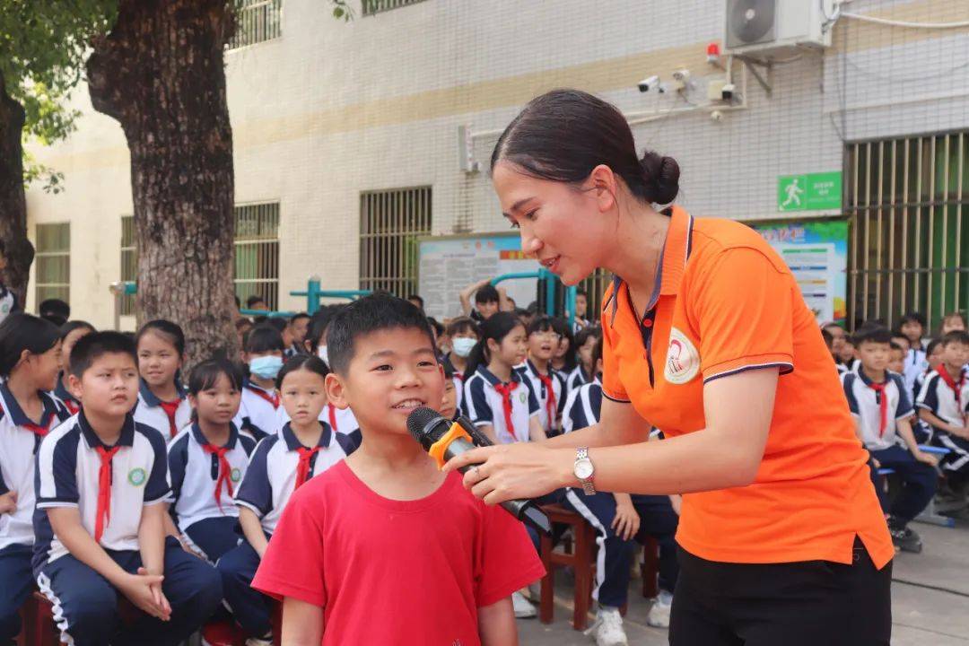 小手拉大手,文明心连心"惠东县平山街道人居环境整治宣传走进三联小学