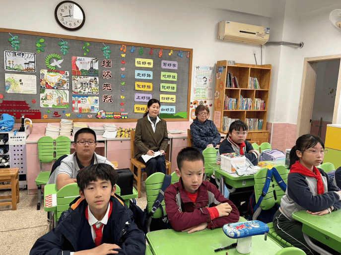 教学视导重知行学科研修助成长记金陵小学迎区教师发展中心教学视导