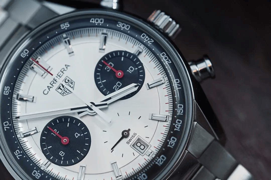 买过经验换来的发言权我把眼光放在了这块5万内王炸小钢表上