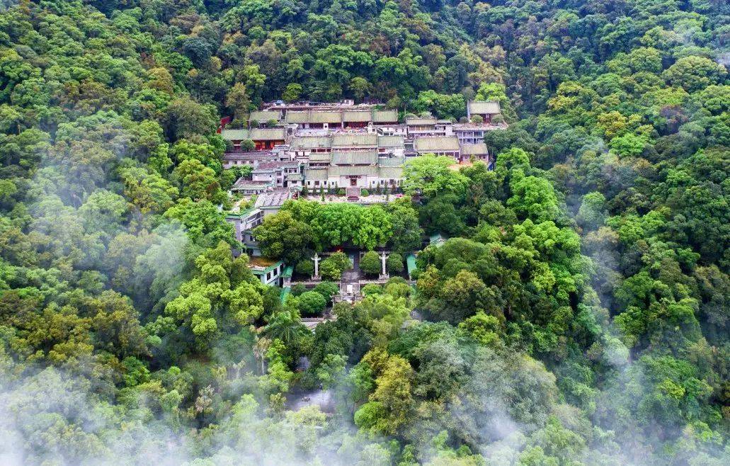 满满"仙境"体验)—摩崖石刻 —五龙亭—水月宫—龙岩洞—星湖博物馆