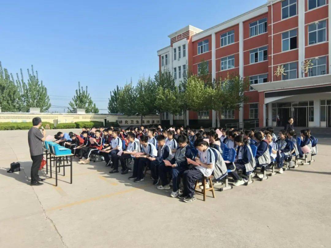 团市委组织开展"国家安全·青春挺膺"主题团日系列活动