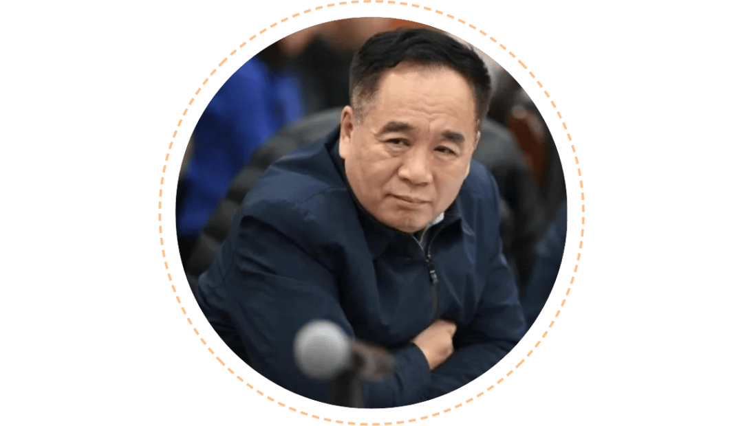 该剧主创团队阵容强大,由我国著名导演陈薪伊担任总导演,著名作家