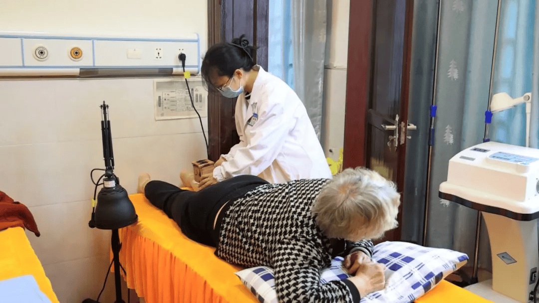 三穗:免费体检 为老年人健康保驾护航