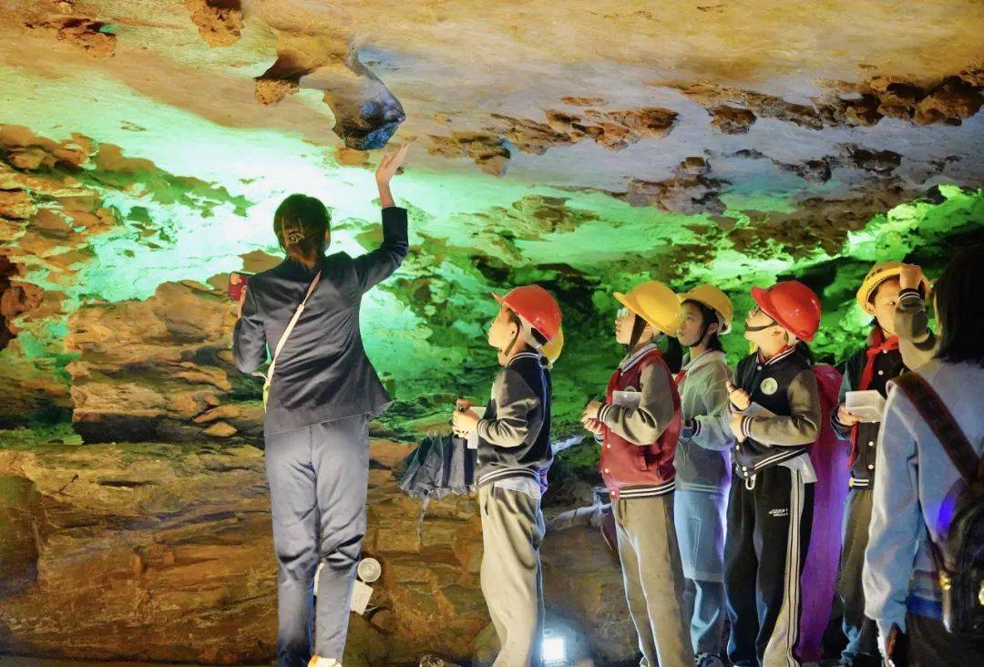 跟着课本游双龙 神奇溶洞探奥秘——浙师大附小四年级春季研学