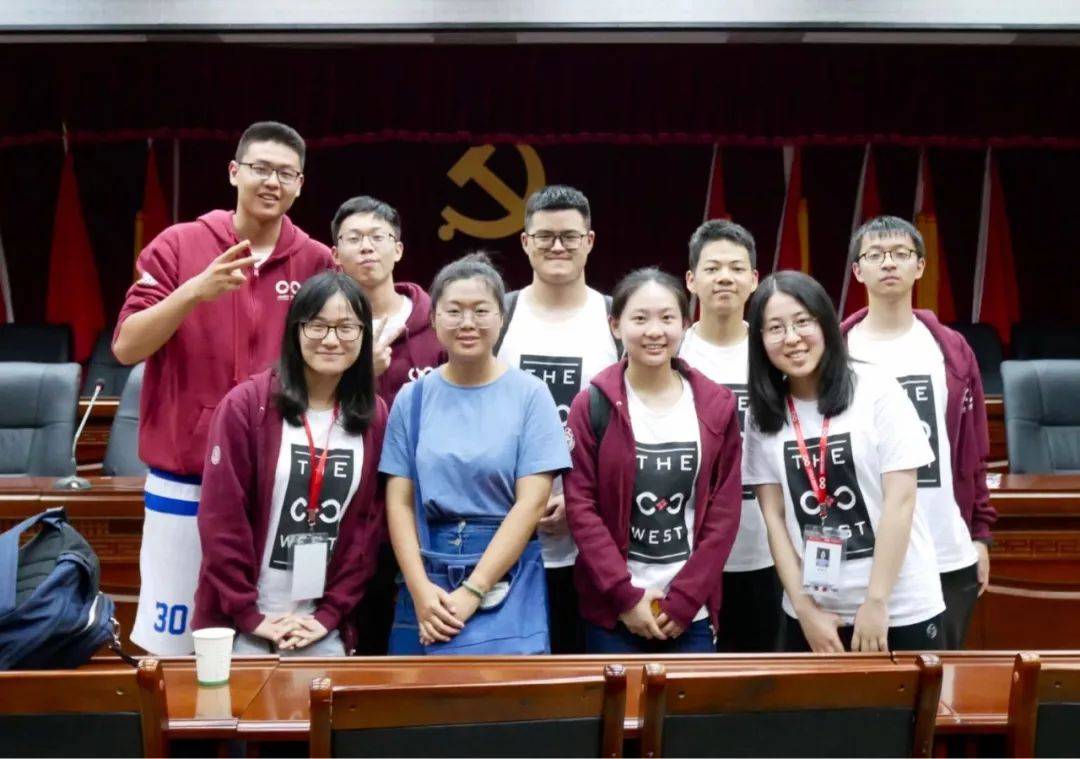 毕业后第一站即"返"洱源捐出全部奖学金,这两位上